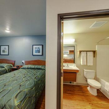 Woodspring Southeast Hotel 2*