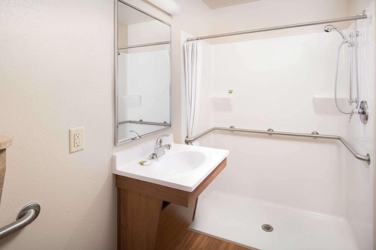 Woodspring Southeast Hotel 2*