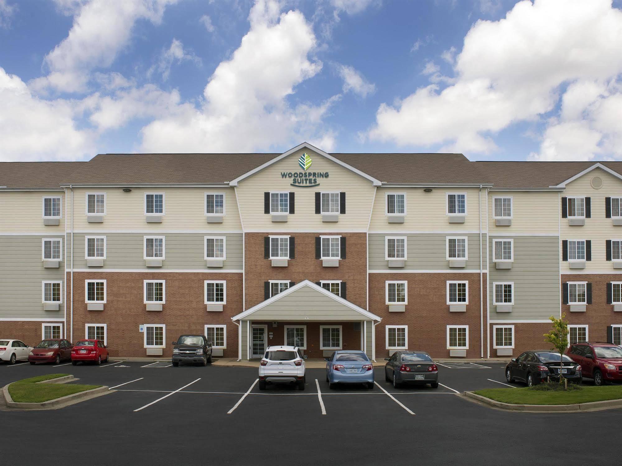 Woodspring Southeast Hotel